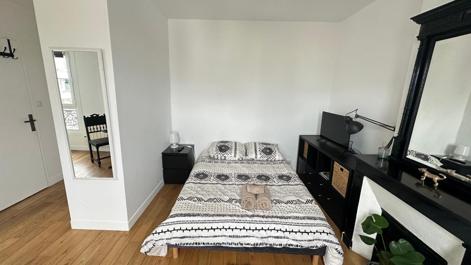 Charmant Studio Au Coeur Du 18E Apartment Paris Luaran gambar